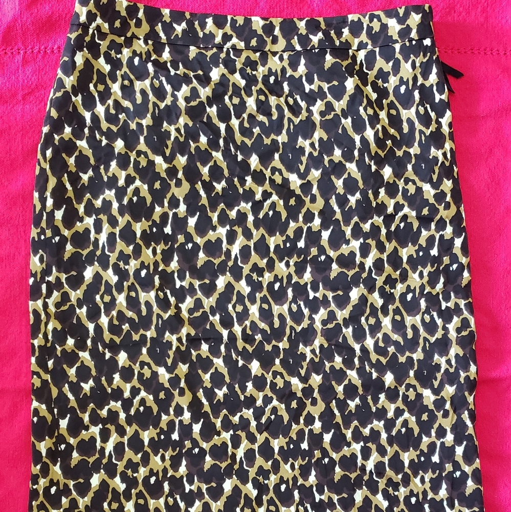 Ann Taylor Leopard Print Pencil Skirt